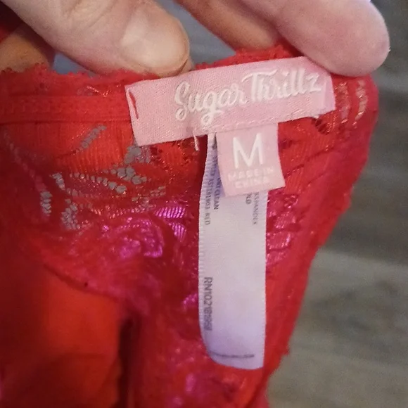 Sugar Thrillz Red Scarlet Lace Lingerie Size Medium - Picture 8 of 12